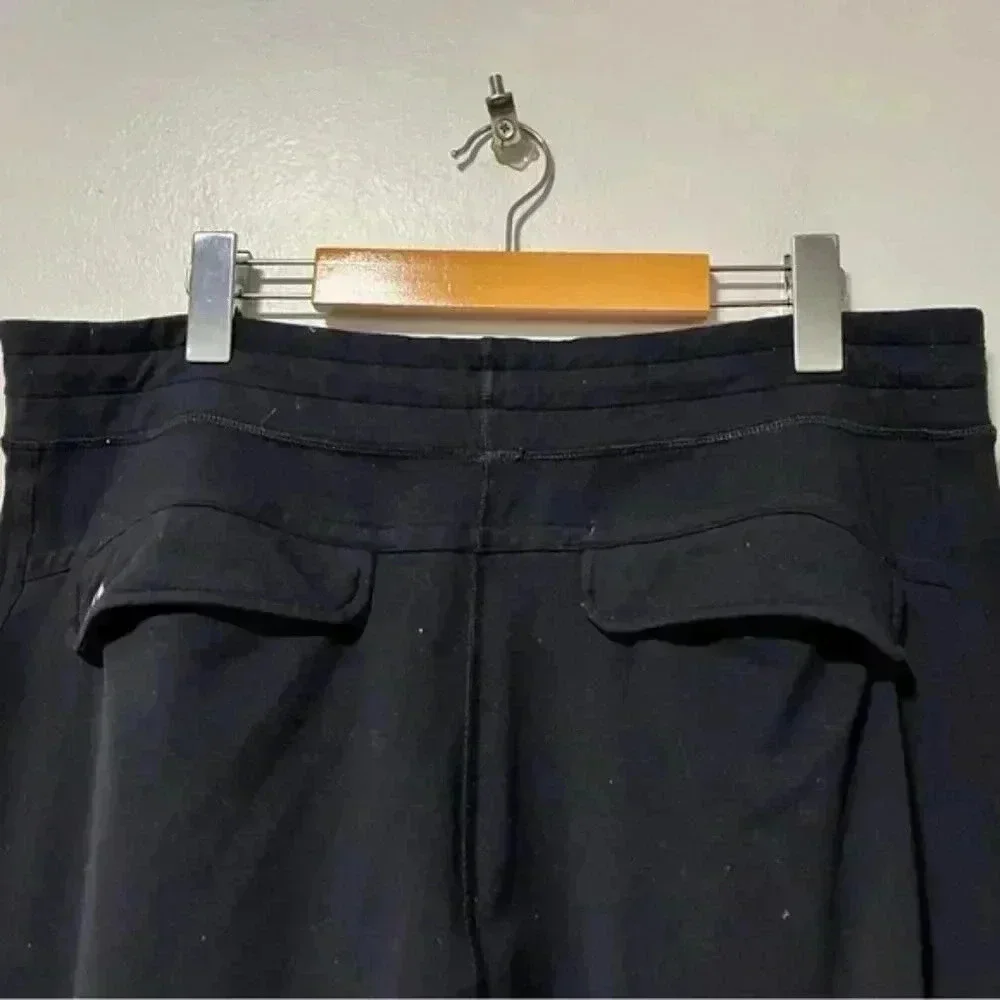 Lululemon Men’s Relaxed Fit Black Pants - Waist 17.5-18”Inseam 34-34.5”